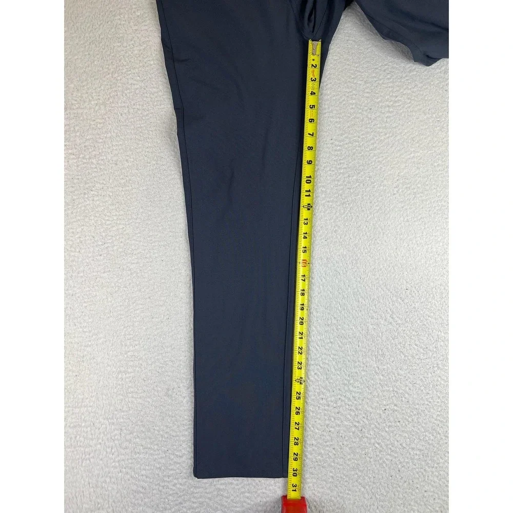 Vuori Meta Pants Mens 32x30 Gray Performance Stretch Travel Chino V430-S